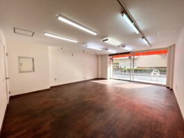ロイヤルシード小阪　1階 店舗・事務所