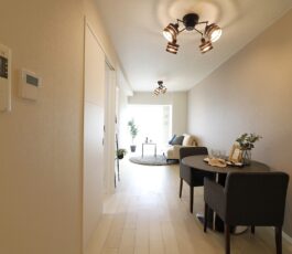 プレミスト堺筋本町ラディーナ