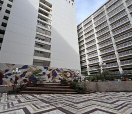 うえほんまちハイハイタウン