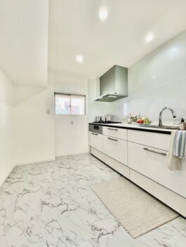 うえほんまちハイハイタウン