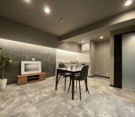 ハイネス上本町