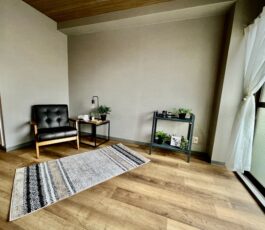 ロイヤルシード小阪　203